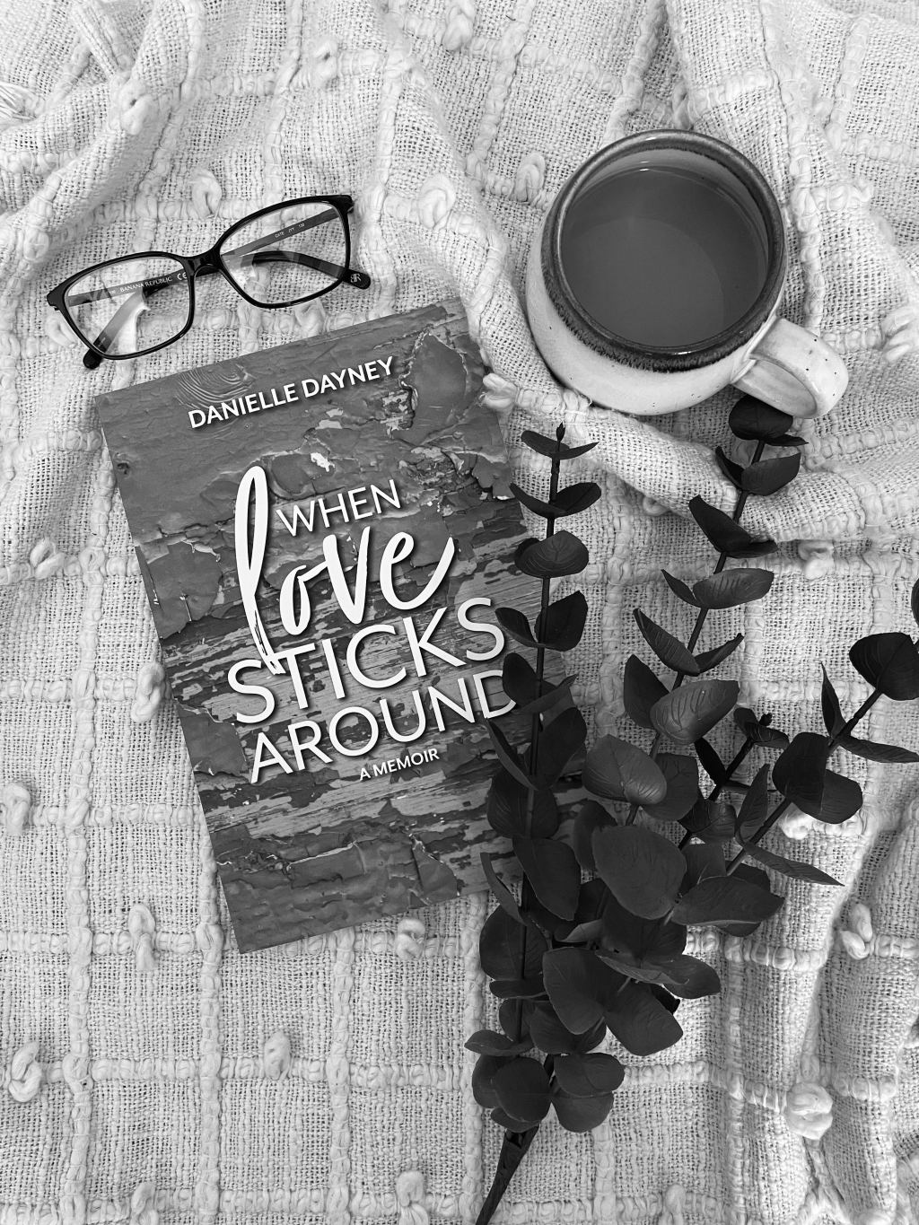 When Love Sticks Around: RELEASE&nbsp;DAY!